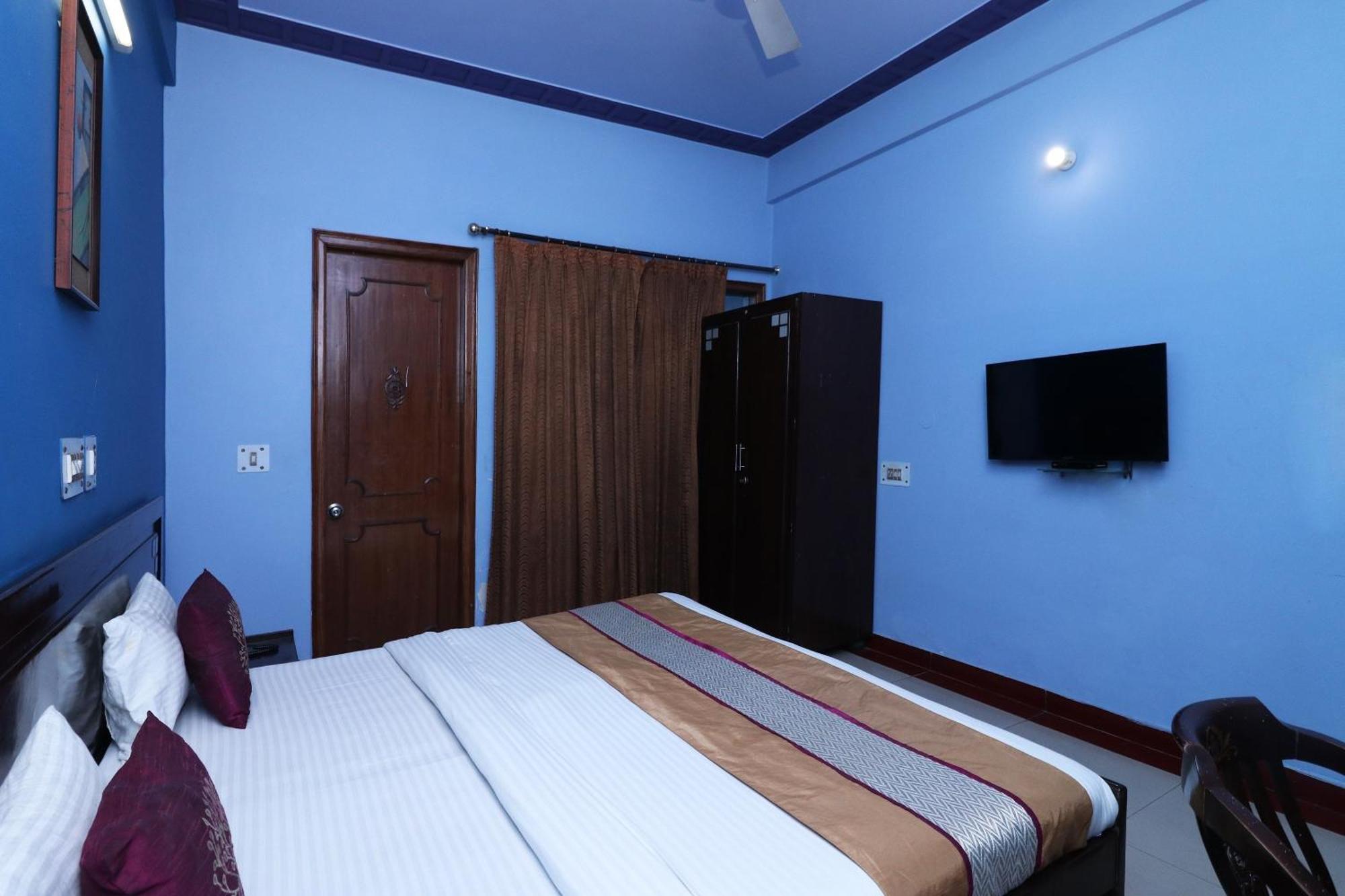 Townhouse Satguru Enclave Road Gurgaon Hotel Jamb Exterior photo