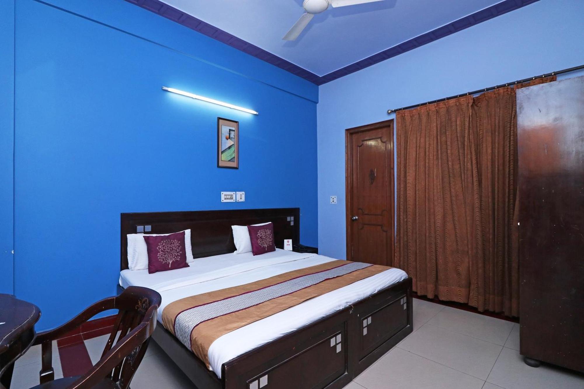 Townhouse Satguru Enclave Road Gurgaon Hotel Jamb Exterior photo